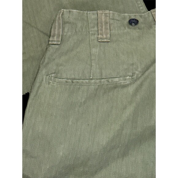 Vintage WWII Military Field Trousers 32x32 Metal Buttons Cotton OD Distressed - Picture 10 of 15